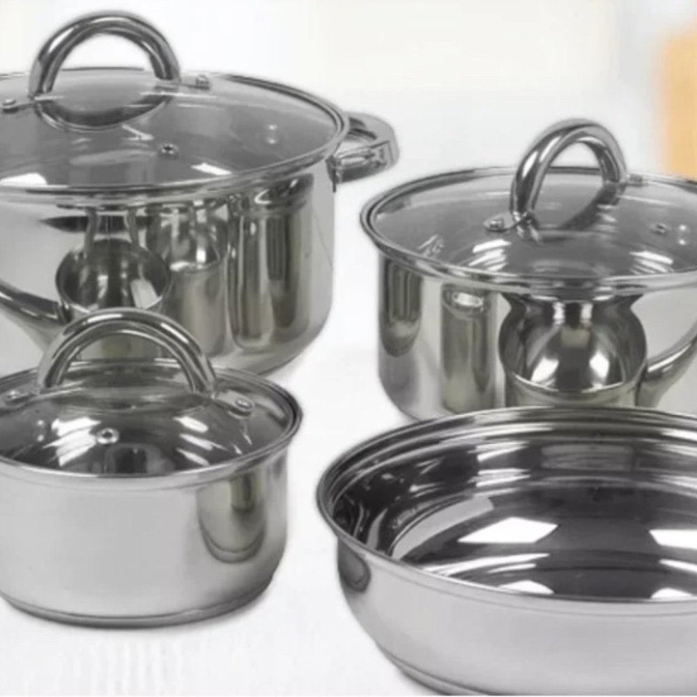 Stainless Steel 7-Pc. Cookware Set ( new with box)